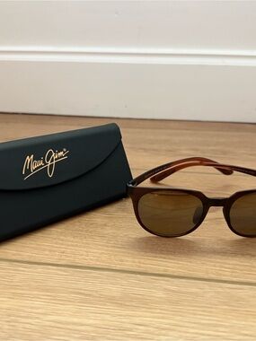 Maui Jim Like New Wailua Translucent Rootbeer Sunglasses Polarized Bronze Lenses